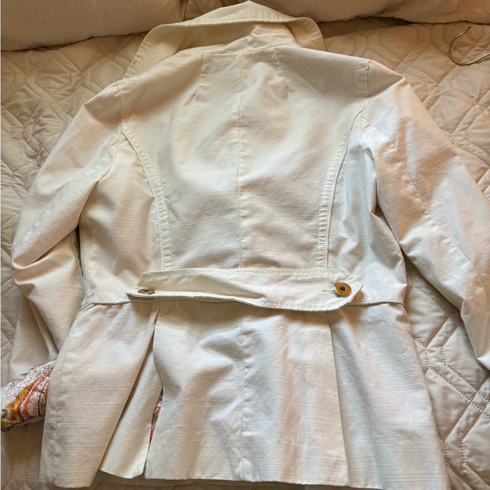 Elegant Cream Trench Coat for Women